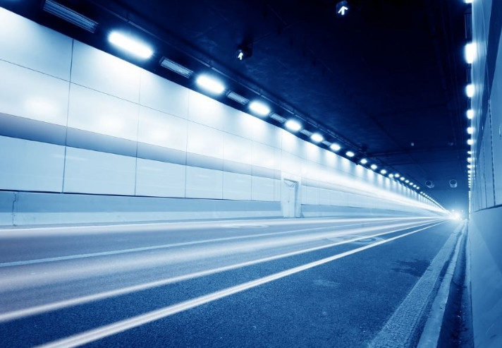 Aktueller Firmenfall über MF-Fall - Austrialia-Tunnellichtprojekt