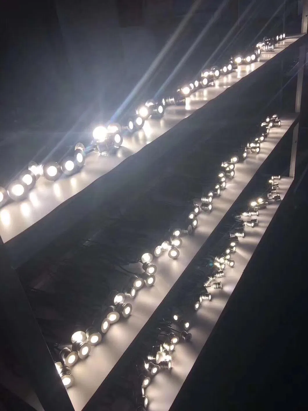 LED Stufenlicht IP67 1W Silber 95lm/W Bürgersteig Straße Garten Gehweg Treppe Weg 3
